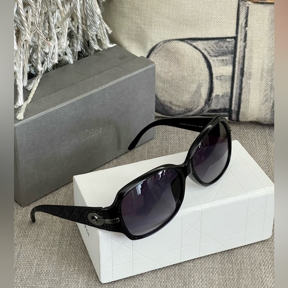 ⭐️COA⭐️CHRISTIAN DIOR SUNGLASSES W/Case-Box Dustbag & Cloth⚡️STUNNING⚡️ - Picture 14 of 14